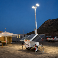 Tour d'éclairage solaire hybride DC/Blanc mobile à LED avec générateur, mât hydraulique de 7 m, batterie LiFePO4 pour utilisation extérieure