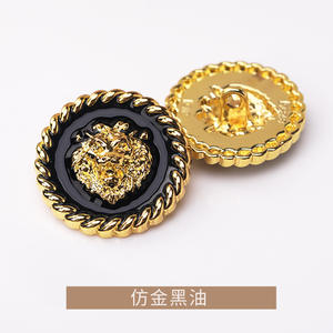New Fashion Novelty Zinc Alloy Plated Engraved Heart Shape 15mm-25mm Clothes Hand Sewing <b>Buttons</b> - Product Image 5