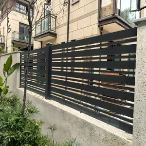 Paneles de valla de hierro y metal para jardín exterior, diseño moderno, varillas de acero decorativas para el hogar, paneles de acero de zinc, <span class=keywords><strong>precio</strong></span> de valla metálica - Product Image 1