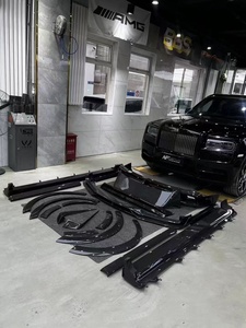 ชุดแต่งคาร์บอนไฟเบอร์สำหรับโรลส์-รอยซ์ คัลลิแนน รุ่นใหม่ อัพเกรดสไตล์ DW ชุดแต่งสปอยเลอร์ดิฟฟิวเซอร์หน้าแบบ Widebody - Product Image 6