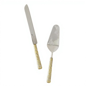 Juego de Servidor de Pastel y Cuchillo de Latón Ecológico, Hecho a Mano, con Mango de Resina, Apto para Lavavajillas, en Oferta - Product Image 1