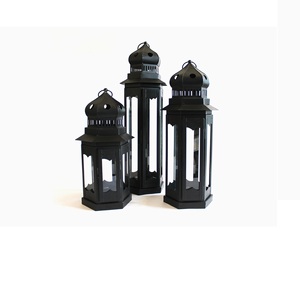 Linterna marroquí hecha a mano única en metal recubierto de polvo negro con diseño elegante perfecto para la decoración del hogar - Product Image 5