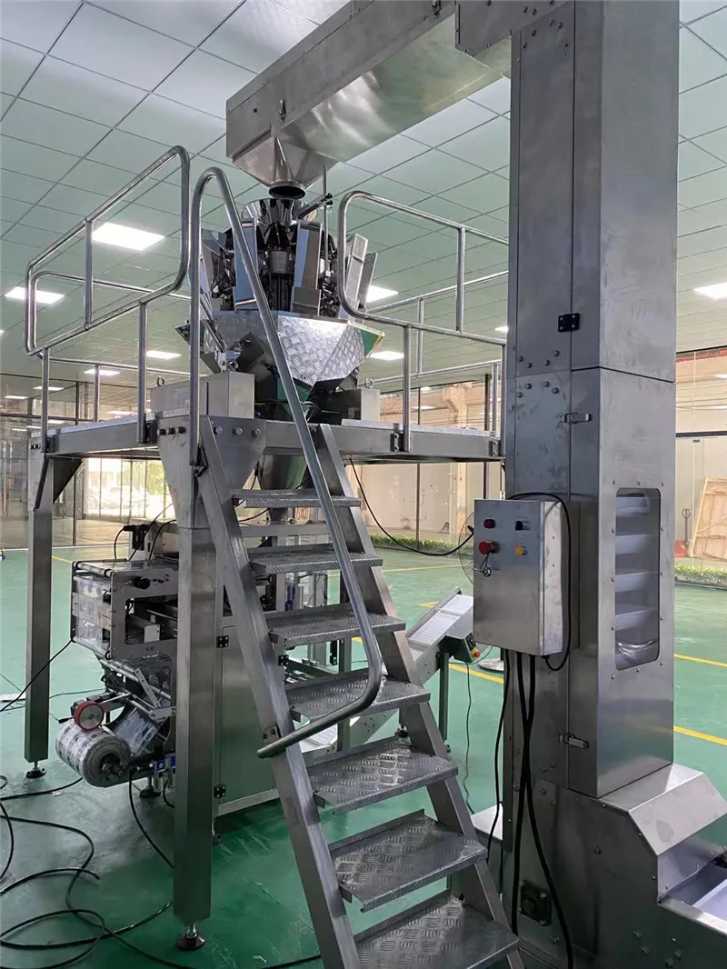 Hot sale Advanced automatic multi head weigher snack food vffs packing machine with metal detector