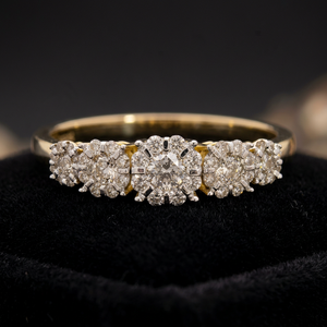Bague de mariage vintage en or massif 14 carats plaqué rhodium avec grappe de diamants naturels taille brillant rond - Product Image 1