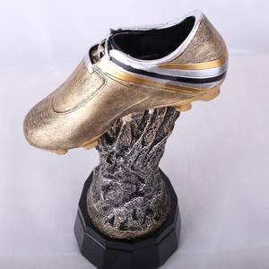 Trofeo Personalizado para Partidos de Fútbol Estilo Retro Europeo Golden Boot Award Outstanding Striker Football Trophy Top Goleador - Product Image 5