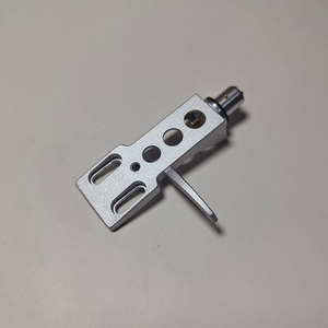 Soporte de cartucho giratorio de aleación de aluminio mecanizado por CNC personalizado, soporte universal para aguja de tocadiscos LP con OFC para audiófilos - Product Image 2