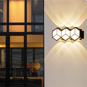 Modern Geometric LED Warm White Wall Mounted LED <strong>Light</strong> <strong>Fixture</strong> With Hexagon Design for Elegant Interiors - Product Image 3