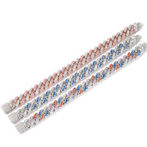Bracciale Cubano Iced Out 12mm con Zirconi Blu e Bianchi, Placcato Rame, Stile Hip Hop Miami, Unisex, Gioiello Moda Street Messicana, Regalo - Product Image 3