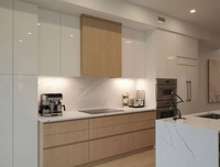 Escalier droit intérieur Prima, sûr, simple, sur mesure, finement poli, pour la rénovation domestique