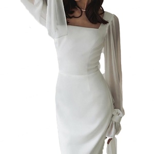 Vestido al por mayor personalizado OEM de alta calidad con cuello cuadrado francés, empalme de malla, ligeramente transparente, mangas acampanadas y corte de cola de pez que estiliza la figura. - Product Image 1