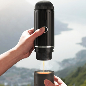 Machine à café chauffante portable pour l'extérieur et machine à expresso électrique pour voiture - Product Image 1