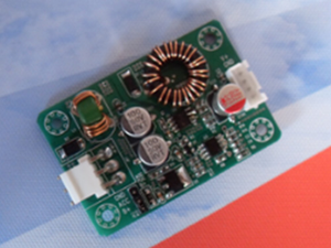 Alimentation à découpage cc à cc 15W TOSN-AD503P 5V3A pour affichage de voiture Offre Spéciale d'alimentation d'ordinateur de voiture DC6V ~ 36V - Product Image 3