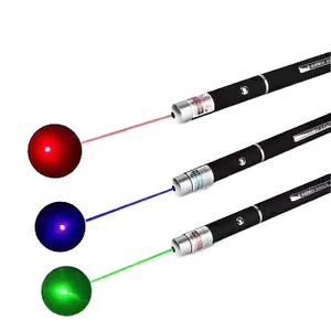 Puntatore <span class=keywords><strong>Laser</strong></span> Interattivo per Gatti con Luce LED Rossa, Verde e Blu, Ricaricabile USB, in Alluminio Moderno, Potente Giocattolo per Esercizio - Product Image 1