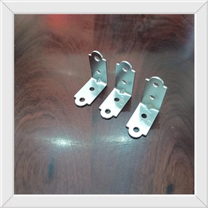 Support d'angle en L 30x30mm en acier de 1,5mm d'épaisseur, robuste, pour l'assemblage de meubles - Product Image 2