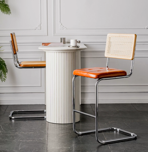 Sgabello da <span class=keywords><strong>Bar</strong></span> Minimalista in Acciaio Inossidabile Durevole, Design Retrò con Schienale Alto e Rivestimento in Pelle - Product Image 2