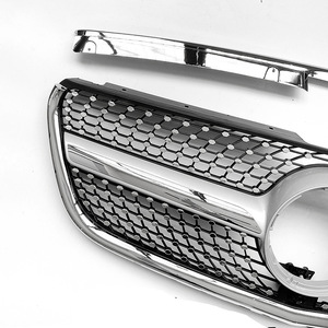 Calandre avant Mercedes-Benz Vito W447 ABS chromée design ciel étoilé 2016-2020 de remplacement - Product Image 3