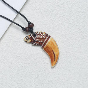 Collar con colgante de anzuelo de resina retráctil vintage, venta al por mayor, joyería informal diaria para parejas, accesorios tejidos a mano - Product Image 6