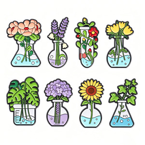 Broches en émail personnalisées sur le thème du <span class=keywords><strong>surf</strong></span>, badges <span class=keywords><strong>de</strong></span> revers en métal en gros, souvenirs créatifs <span class=keywords><strong>de</strong></span> sports nautiques - Product Image 3