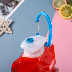 OEM/ODM 500ml Gimnasio Plegable Botella de agua corriente Hervidor plegable de plástico suave para beber directamente - Product Image 5