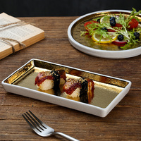 Assiette rectangulaire en céramique dorée émaillée à la main Décorations de table de restaurant durables Vaisselle de fête en porcelaine polie