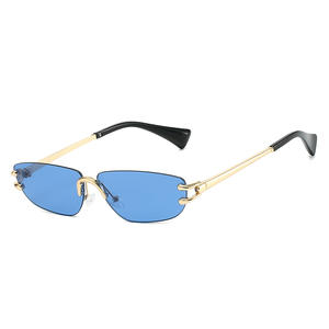 نظارات شمسية كلاسيكية عصرية جديدة نظارات شمسية عالية الجودة مع شعار مخصص للرجال والنساء - Product Image 1