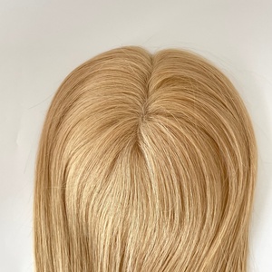 Topper populaire pour femmes 5.5*6.5 Mono Topper, vente chaude, 100% cheveux vierges, entièrement noué à la main - Product Image 5
