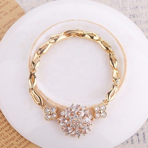 Bijoux de mode, bracelet chaîne pour la main en or avec zircone cubique saine - Product Image 5