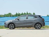 MG4 Facelift 437 км Comfort Edition, полностью электрический седан, 5-дверный, 5-местный, EV, LFP батарея, быстрая зарядка 3.3 кВт, внешний разъем VTOL