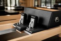 Classique Pilates Réformateur Machine Usine Bon Prix Pilate Réformateur Bois pour Commercial Pilates Studio Utilisation