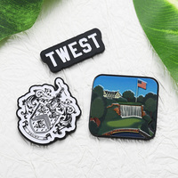 Badge métallique personnalisé en alliage de zinc émaillé 3D, motif dessin animé mignon, pour cadeaux et objets de collection – Fabrication usine