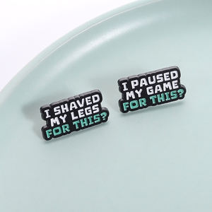 Sming Pins Eu Rapei Minhas Pernas para Este Pin Esmalte Eu pausei Meu Jogo para Este Gamer Gaming Player Brooch Lapel Badge - Product Image 3