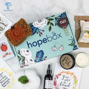 Caja de Embalaje de Cartón Corrugado para Ropa con Diseño Floral Personalizado - Product Image 5