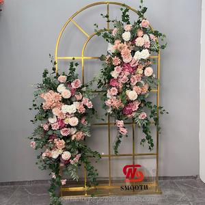 Suministros para eventos de boda LEDA, camino de mesa de flores artificiales de alta calidad hechas a mano con rosas rosas y hojas verdes - Product Image 3