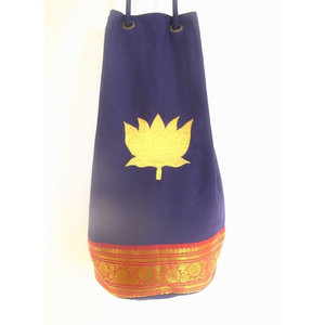 Bolsa para colchoneta de yoga Lotus para niños OMSutra - Product Image 2