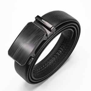 Ceinture large tendance qui cinche la taille élégamment, rehaussant les robes, les manteaux et les bas taille haute - Product Image 1