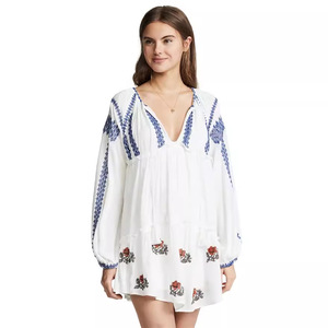 Abito Boho Chic ricamato Mini scollo a V manica lunga con <span class=keywords><strong>motivi</strong></span> floreali fatti a mano ampio abito estivo da donna - Product Image 2