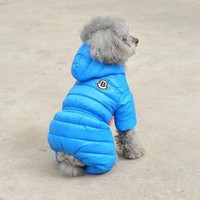 Logo personnalisé coupe-vent veste à capuche à 4 pattes Style de luxe vêtements d'hiver pour animaux de compagnie tels taureau français Chihuahua Yorkies en coton