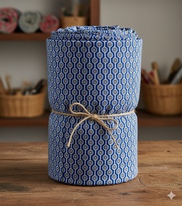 Tela de Algodón Azul con Estampado Artesanal, Tejido con Diseño para Prendas y Decoración del Hogar - Product Image 2