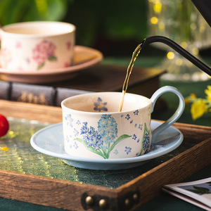 Wholesale Floral Tea <b>Cups</b> and Saucers Porcelain Coffee and Tea <b>Cup</b> <b>Sets</b> - Product Image 3