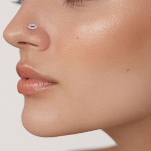 Venta al por mayor ASTM F136 Titanio 16G <span class=keywords><strong>Boca</strong></span> en forma de rosca interna Nariz Stud Cartílago Helix Pendiente Labret <span class=keywords><strong>Piercing</strong></span> para el cuerpo Joyería - Product Image 2