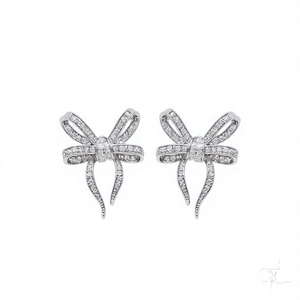 ต่างหูรูปโบว์น่ารัก ชุบทองคำขาว ประดับคริสตัลและเพชรเทียม เหมาะสำหรับงานปาร์ตี้ เครื่องประดับแฟชั่นสำหรับผู้หญิง - Product Image 1