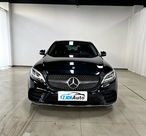 Mercedes-Benz C200L <span class=keywords><strong>2021</strong></span>, Edición Deportiva, 4 Puertas, 5 Asientos, Sedán en Excelente Estado, con un Interior Oscuro y Lujoso - Product Image 2