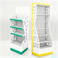 Présentoir de sol en PVC de marque GD moderne Étagères personnalisées Assemblage facile pour le stockage de snacks jouets boissons Grand magasin