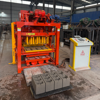 Machine automatique de fabrication de briques en ciment QT4-28 à faible investissement, pour blocs creux et pavés