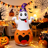 Décoration de jardin d'Halloween gonflable : Fantôme mignon assis sur une citrouille avec chapeau de sorcier et éclairage LED
