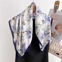 Écharpe carrée en satin de soie classique blanche avec de grands pois noirs, 50 cm, grand hijab pour accessoires de mode féminins