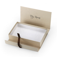 Postiche avec miroir Emballage en papier rigide en carton Emballage imprimé avec logo personnalisé Boîte cadeau à double porte avec ruban de soie fermé