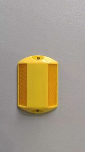 Sécurité routière ABS goujon en plastique oeil de chat surélevé marqueur de chaussée tachas pour route - Product Image 4
