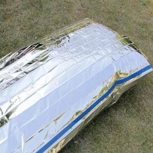 Saco de dormir de emergencia para exteriores, manta térmica reflectante de aluminio para supervivencia, talla única para 1 persona, equipo de seguridad - Product Image 3