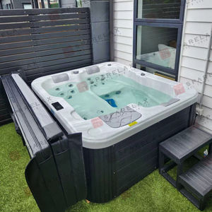 อ่างอาบน้ำร้อนสปาจากุซซี่กลางแจ้งพร้อมฝาครอบ - Product Image 1